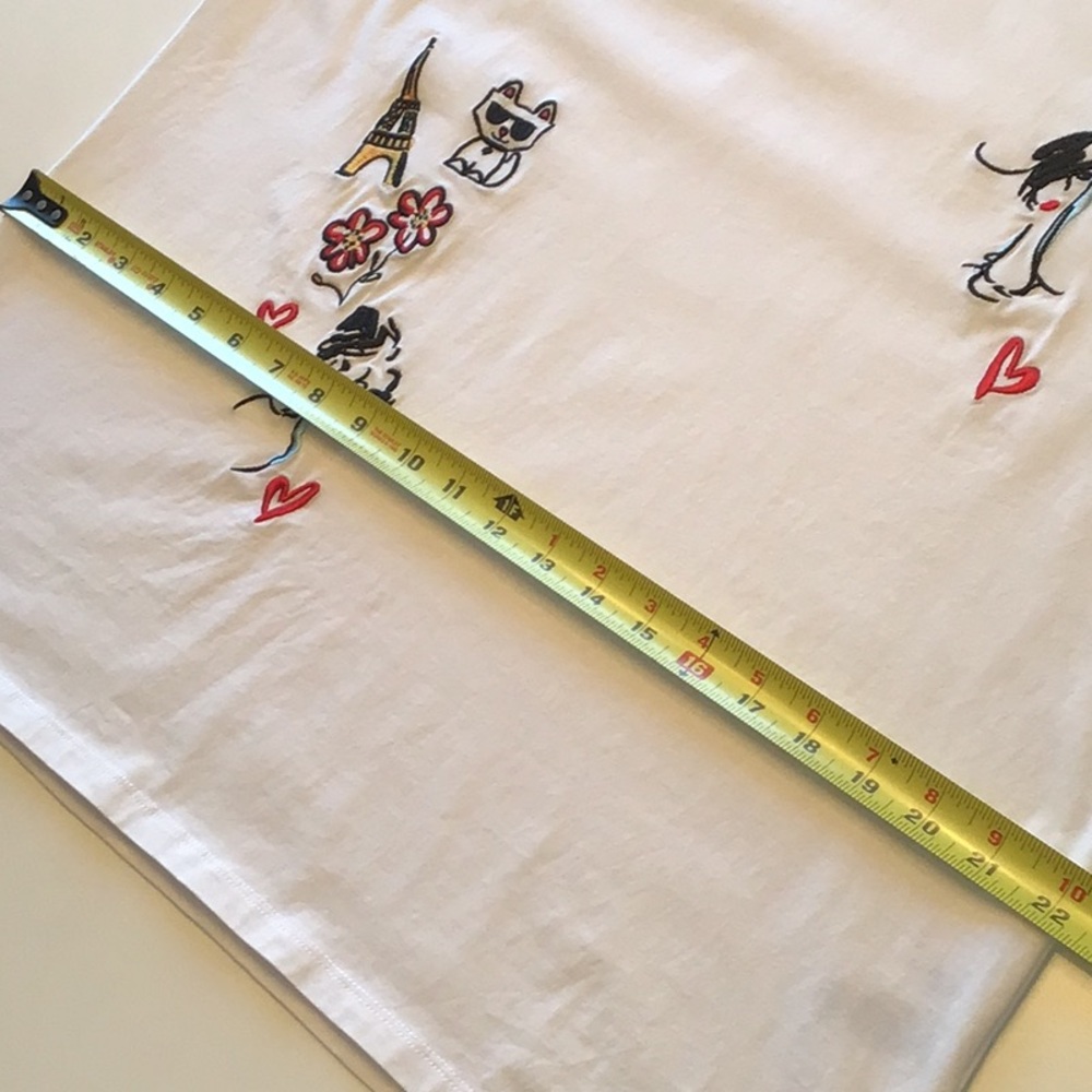 Karl Lagerfeld Embroidered Logo Whimsy Short Sleeve Tee Sketch Artwork Paris - Picture 11 of 15